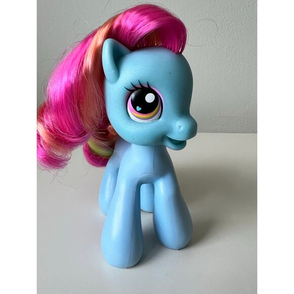 My Little Pony MLP G3.5 Rainbow Dash 2008 Figure Toy - Picture 1 of 8